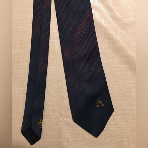 OTC black tie with red diagonal stripes - Picture 2 of 3